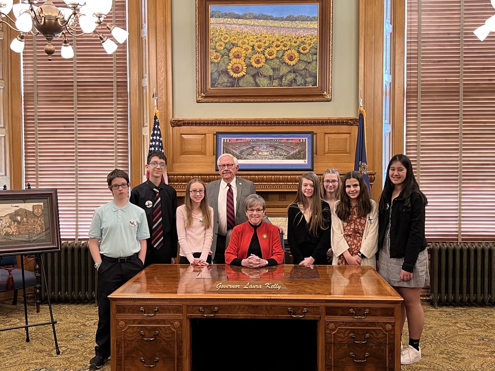 8th Grade Page Trip to Topeka